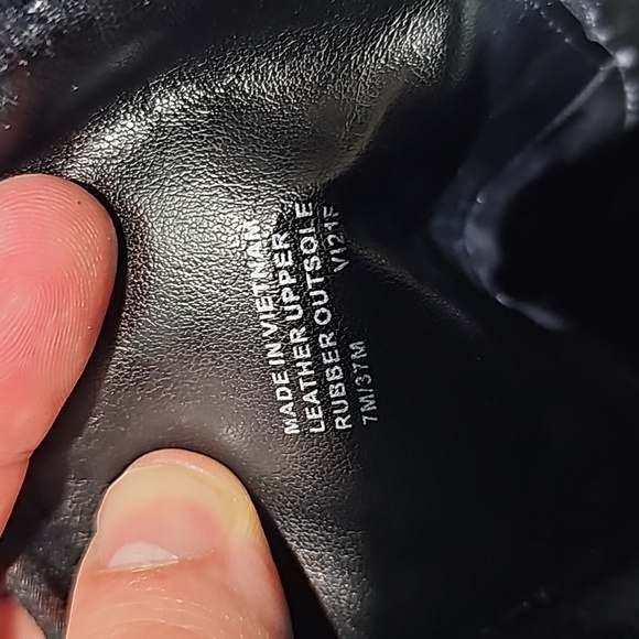 Michael Kors black size 7 Dallas boot - Picture 6 of 7